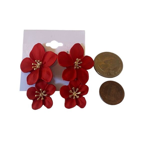 Gorgeous Burnt Orange Colored Floral Double Drop Earrings. - Picture 6 of 6